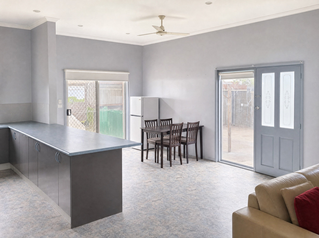 14 Grano Street, Ararat VIC — photo 4 of 8
