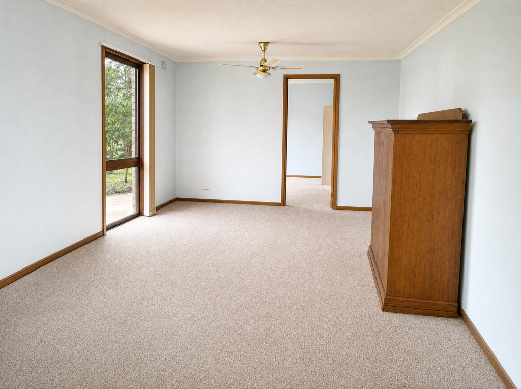 22 Centreway Road, St Leonards VIC — photo 4 of 8