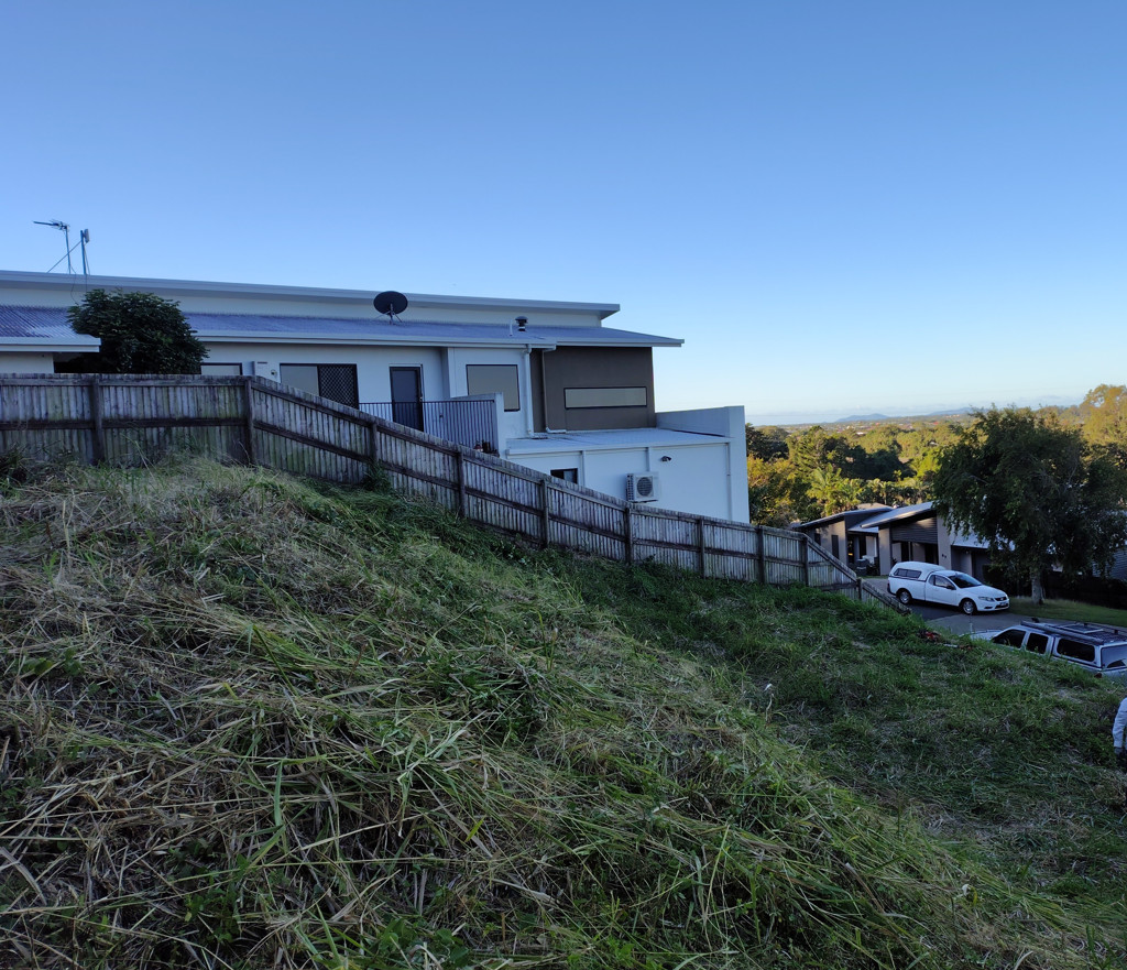 77 Cinnamon Drive, Glenella QLD — photo 3 of 8