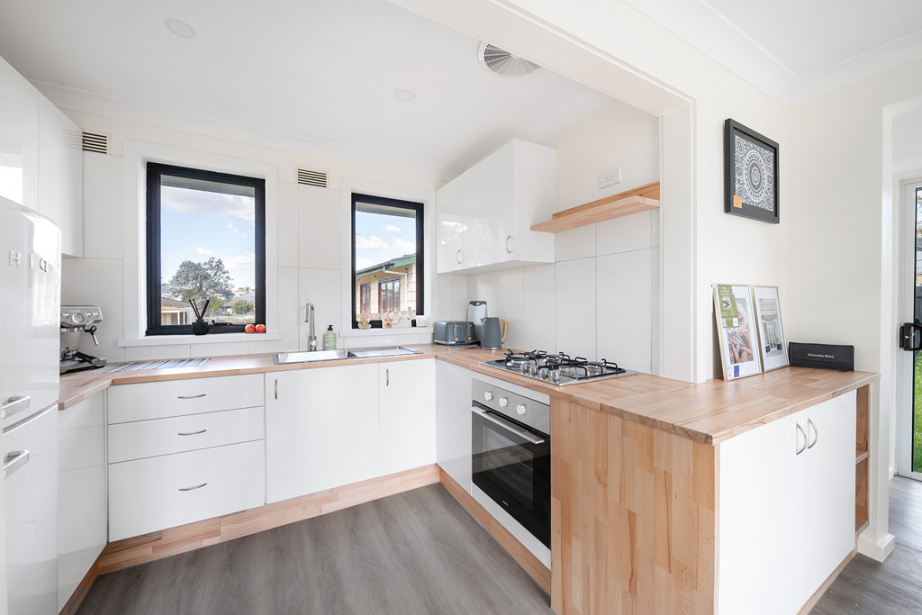 6 Creigan Road, Bradbury NSW — photo 4 of 8