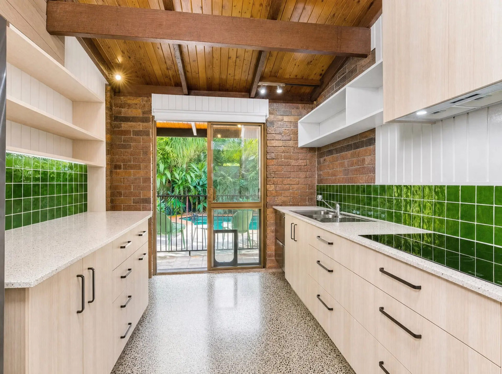 10 Banksia Place, Mullumbimby NSW — photo 3 of 8