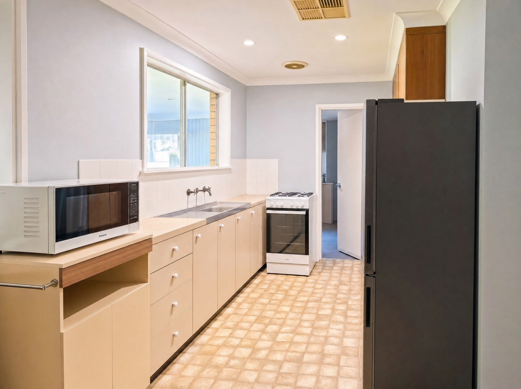 50 Kibbler Street, Cowra NSW — photo 3 of 8