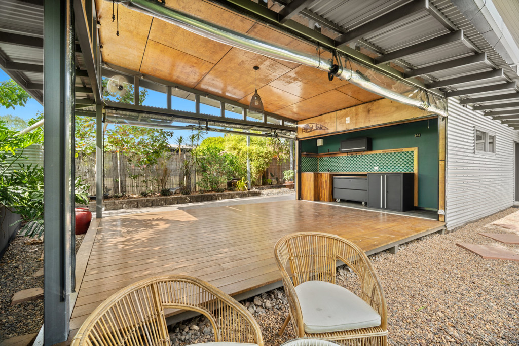 46 Darwent Street, Malak NT — photo 2 of 8