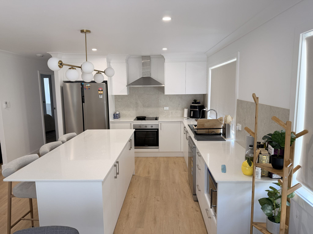 11 Guy Avenue, Forster NSW — photo 3 of 8