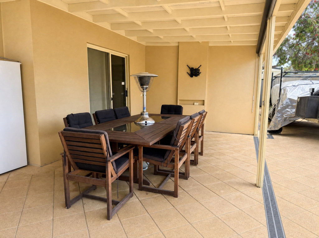 13 Octoman Street, Tumby Bay SA — photo 6 of 8