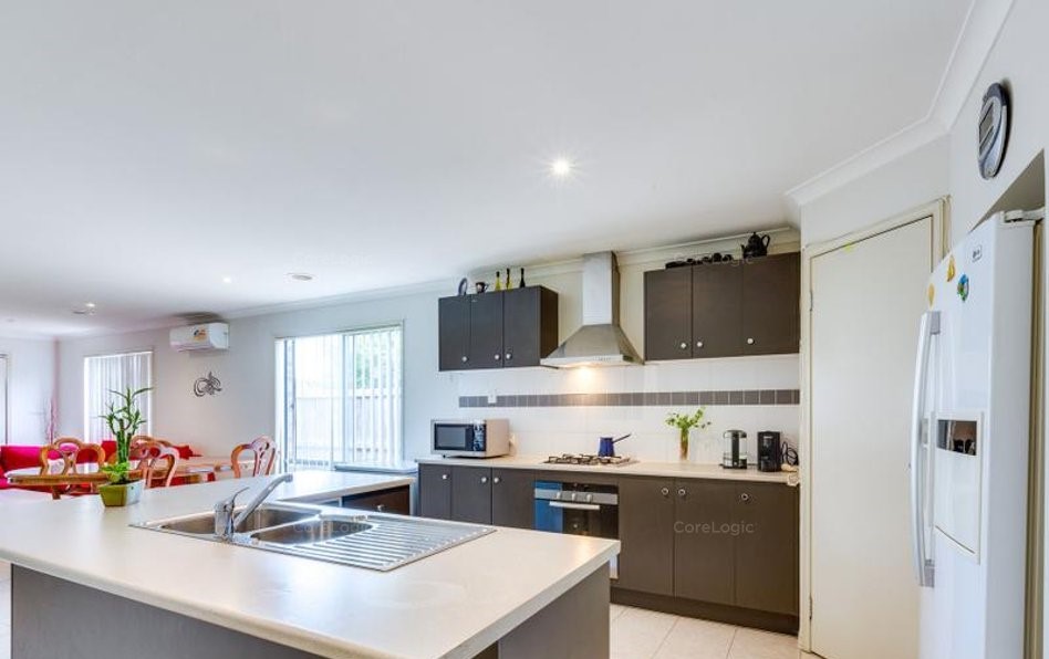 31 Emperor Parade, Tarneit, VIC, 3029, Tarneit - Thumbnail 2