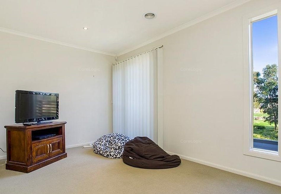 23 Almond Crescent, Werribee, VIC, 3030, Werribee - Thumbnail 5