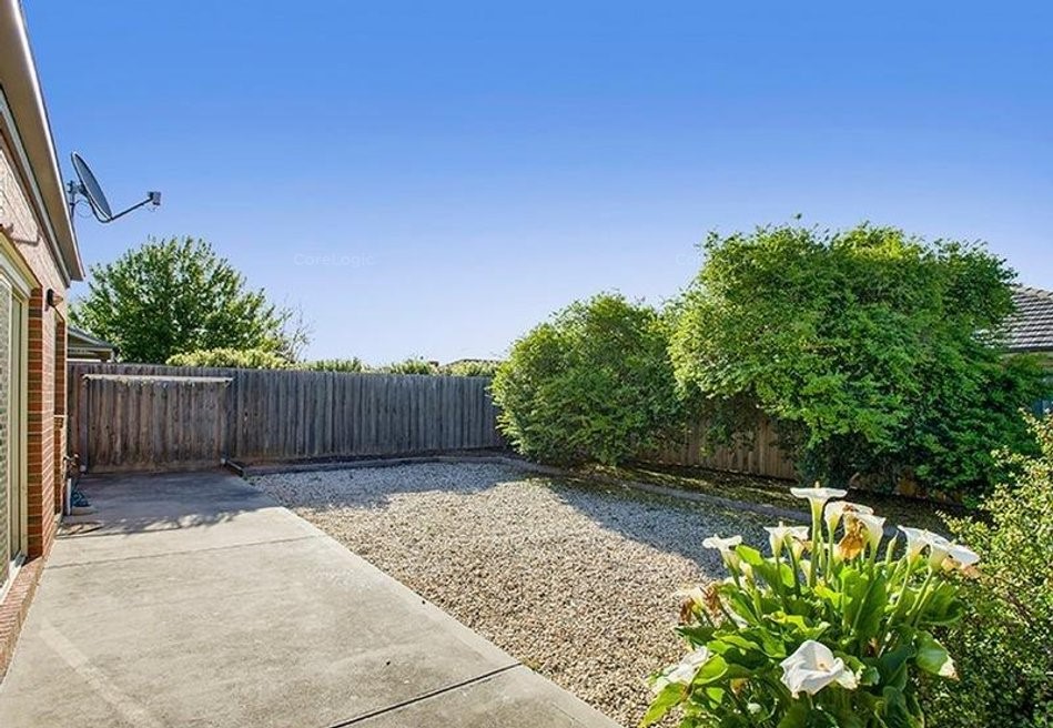 23 Almond Crescent, Werribee, VIC, 3030, Werribee - Thumbnail 7