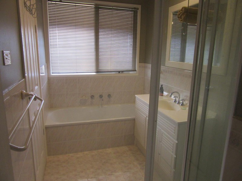 5 Troy Court, Werribee, VIC, 3030, Werribee - Thumbnail 6