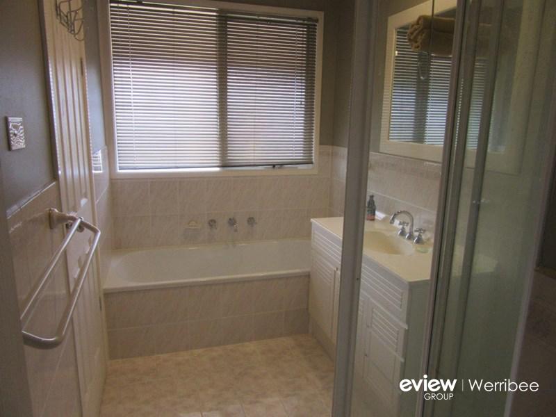 5 Troy Court, Werribee, VIC, 3030, Werribee - Thumbnail 7