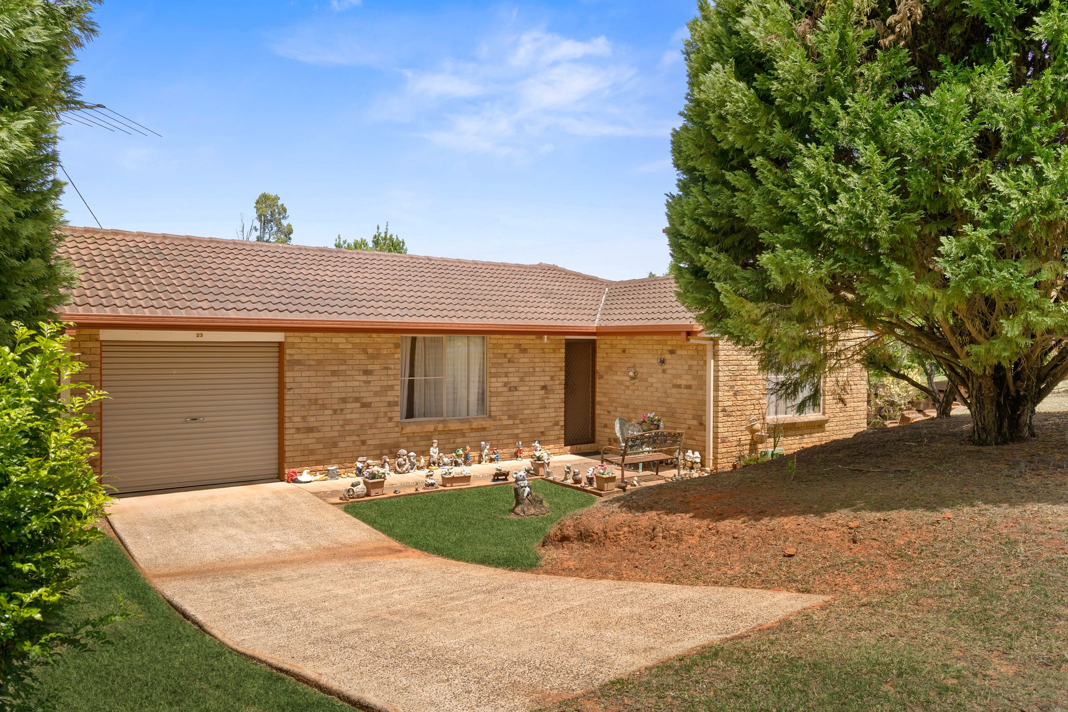 23 Youngs Road, Glass House Mountains - Thumbnail 2