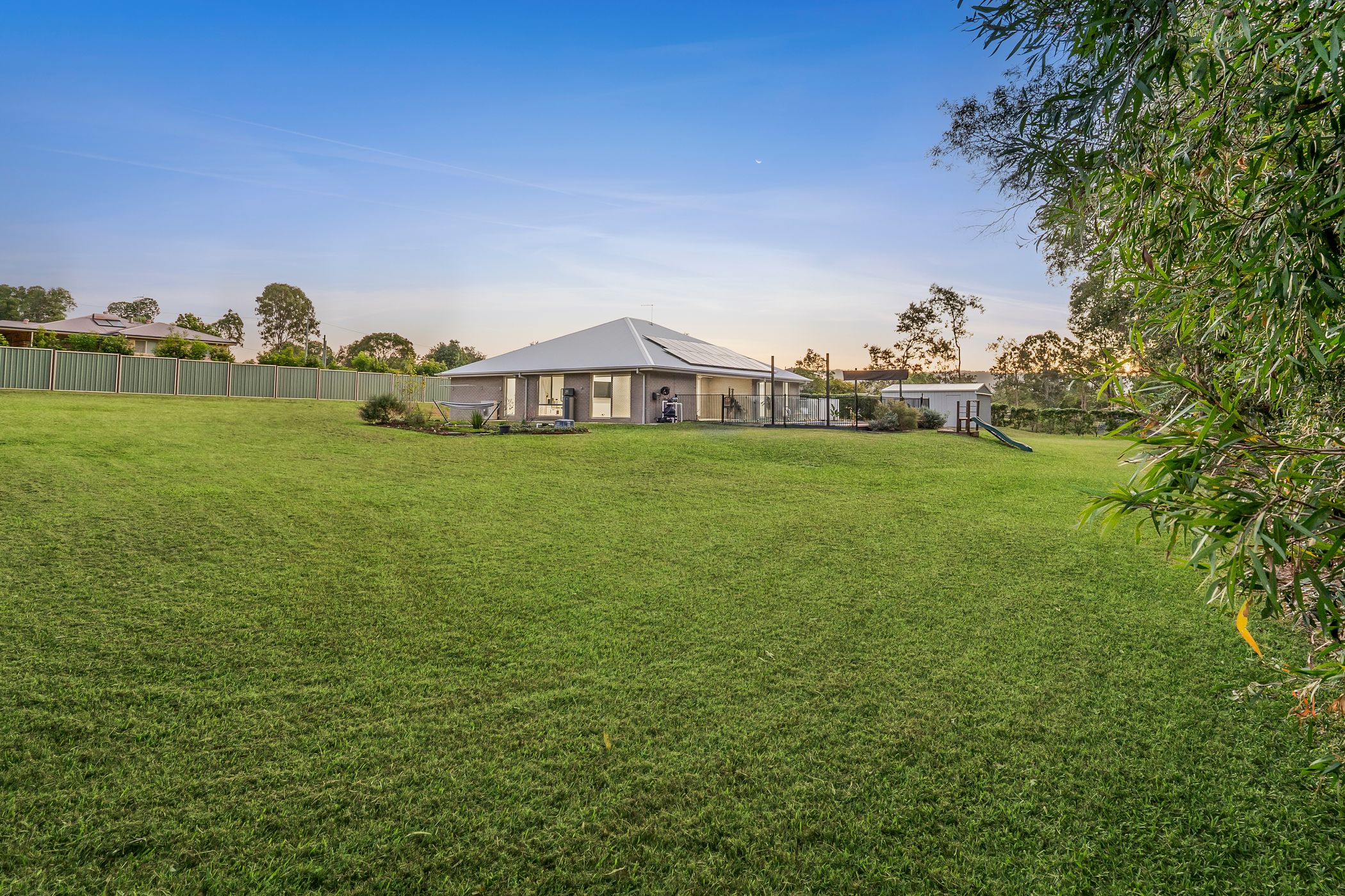 16 Chiverton Street, Upper Caboolture - Thumbnail 2
