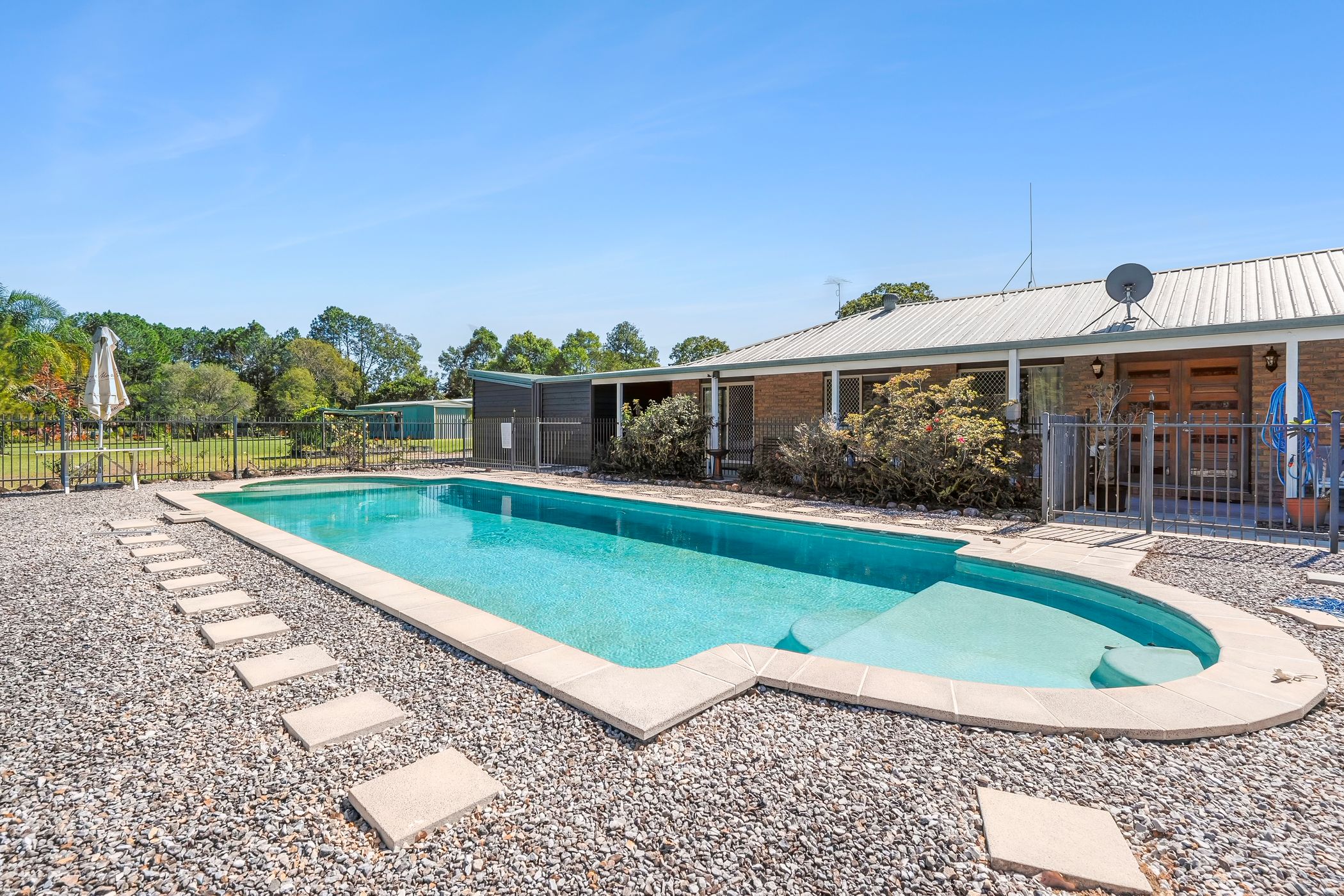 2 Petrel Court, Caboolture - Thumbnail 3