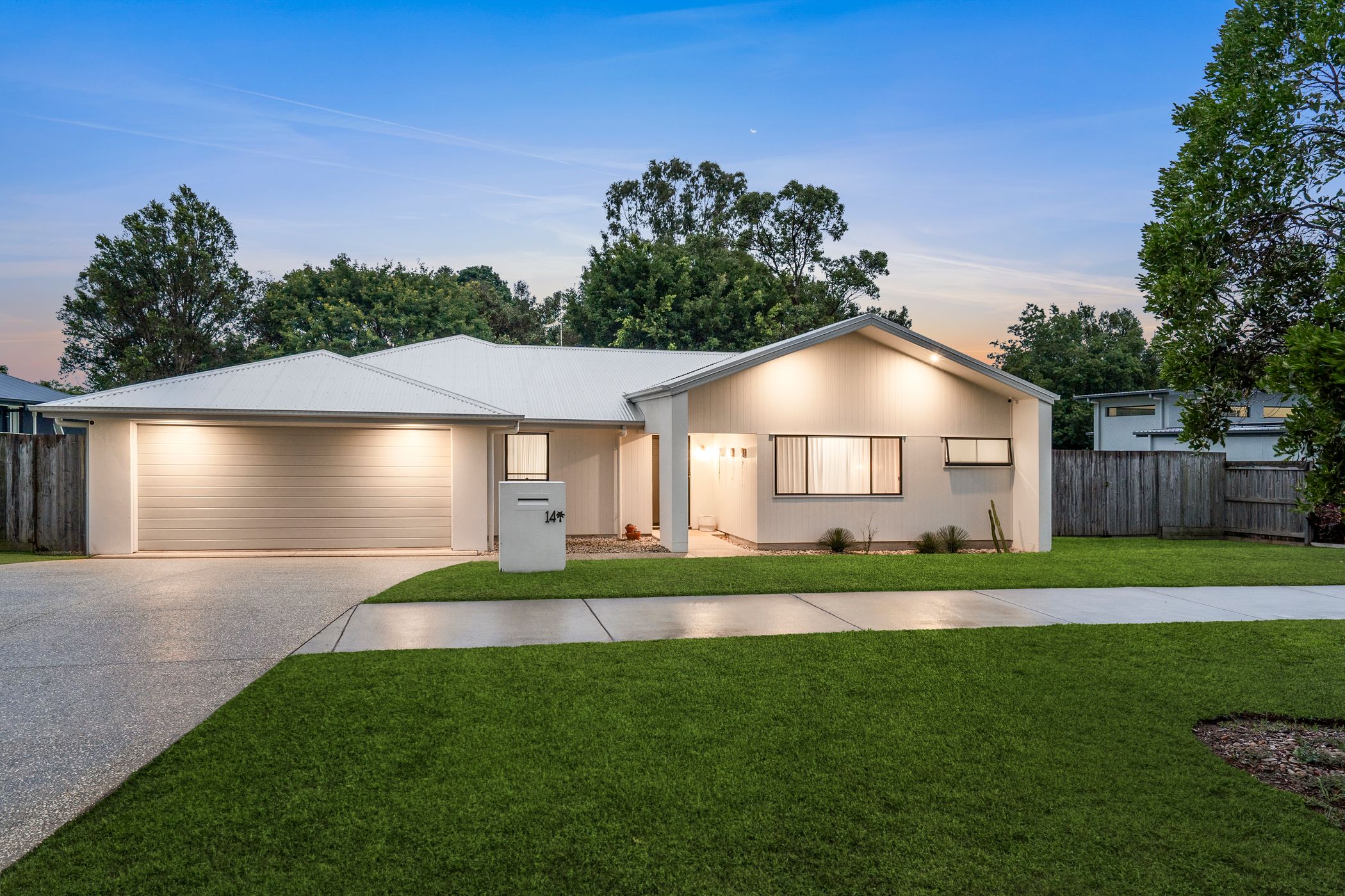 14 Aspect Way, Glass House Mountains - Image 1