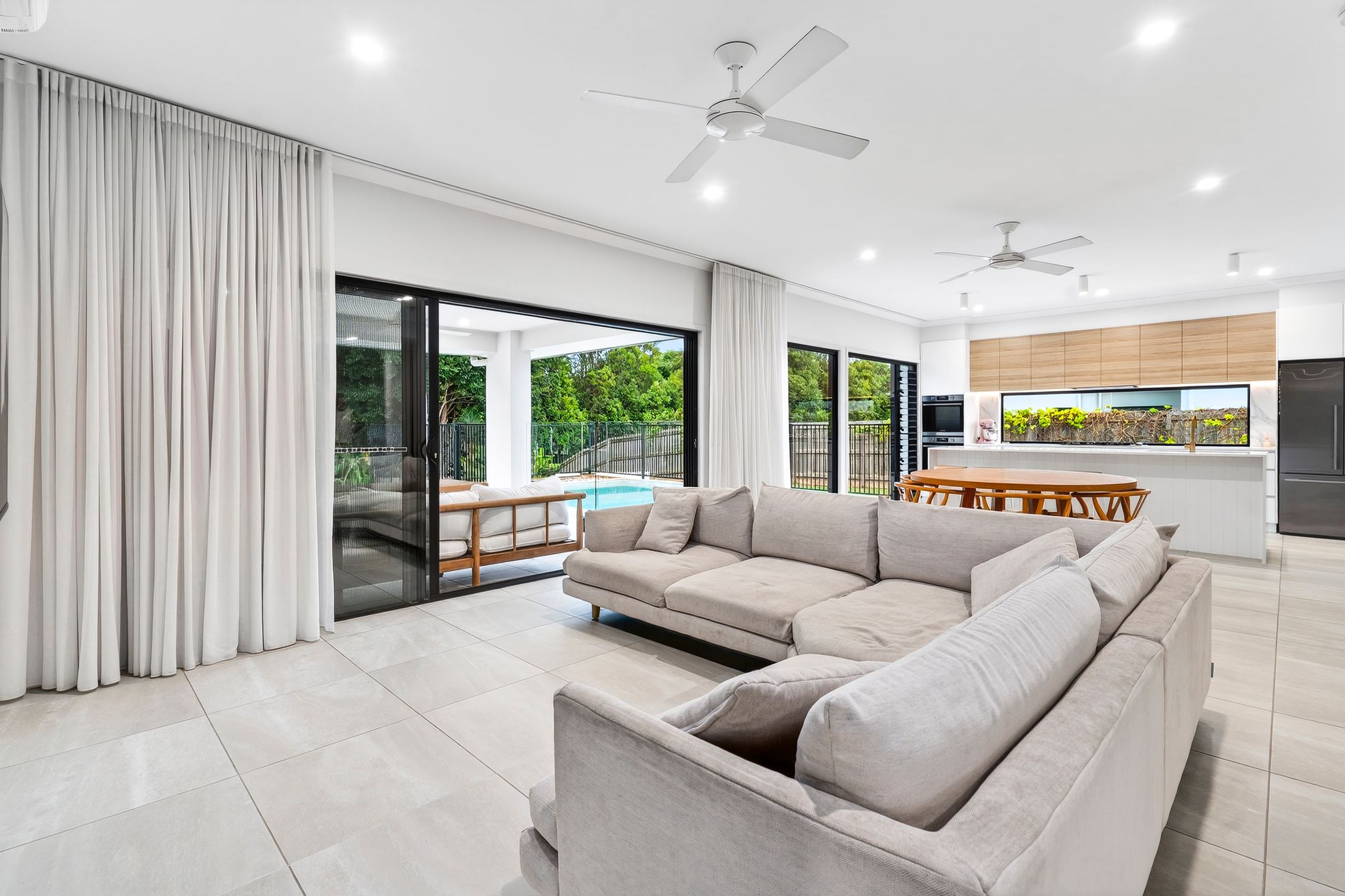 14 Aspect Way, Glass House Mountains - Thumbnail 7