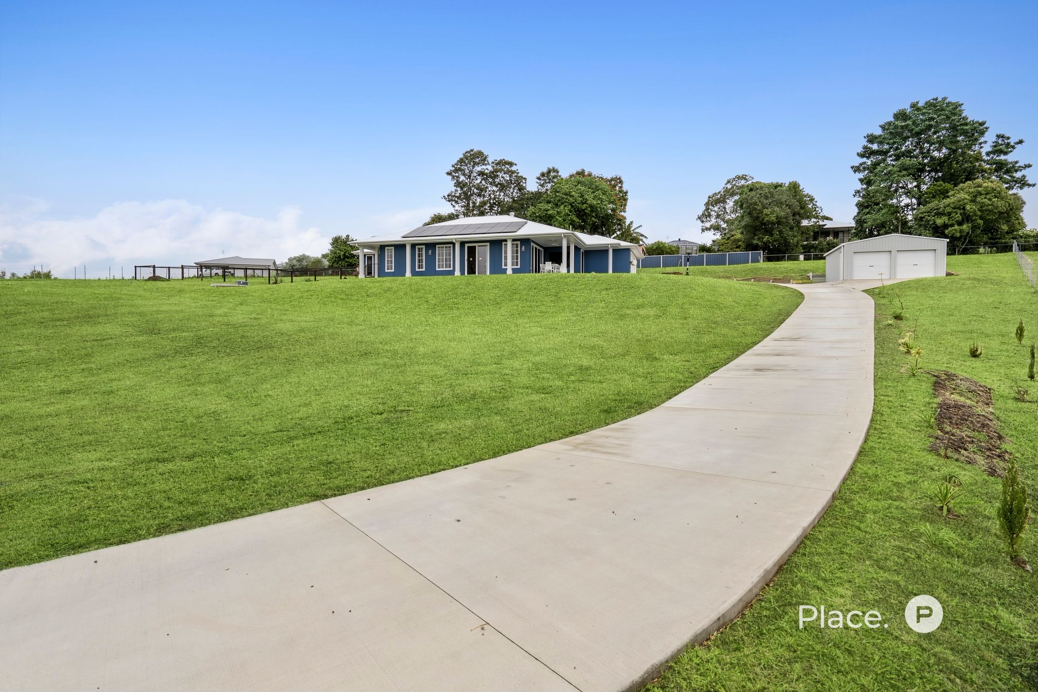 14 Jacana Place, Winya - Image 1