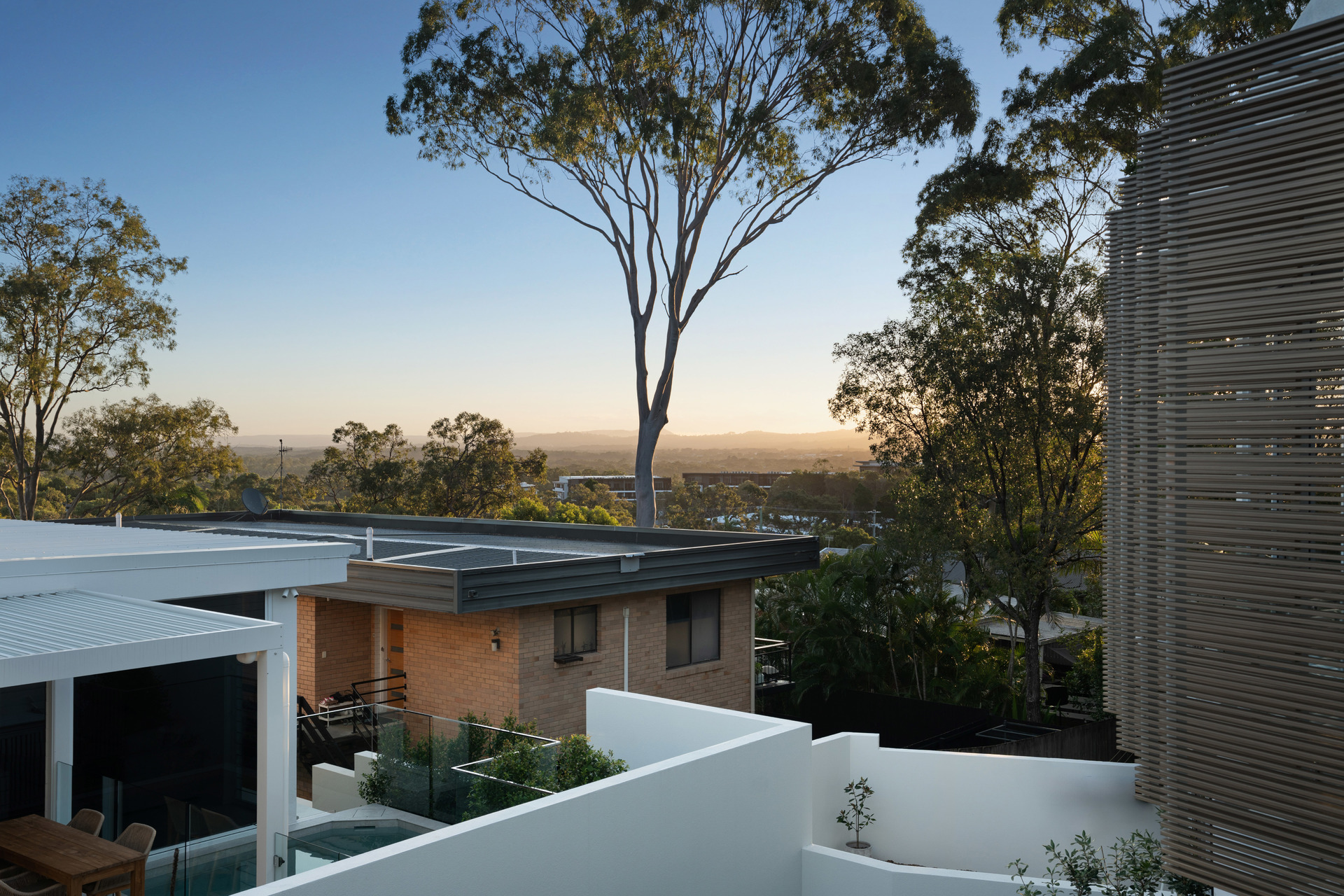 2/24 Katharina Street, Noosa Heads Auction by Ray White Noosa - image 3