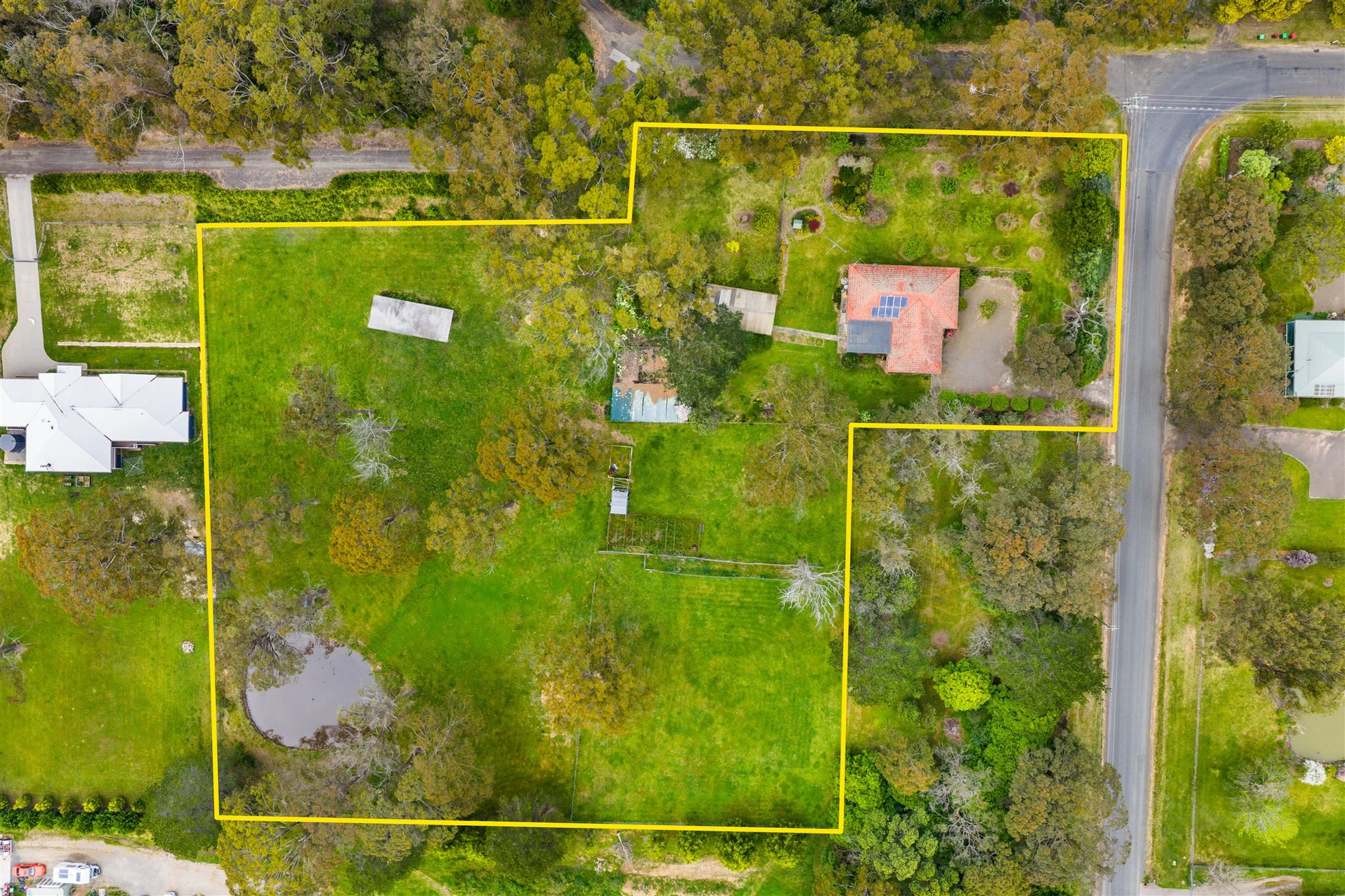 15 Pine Street, Colo Vale For Sale by Farmbuy.com - image 9