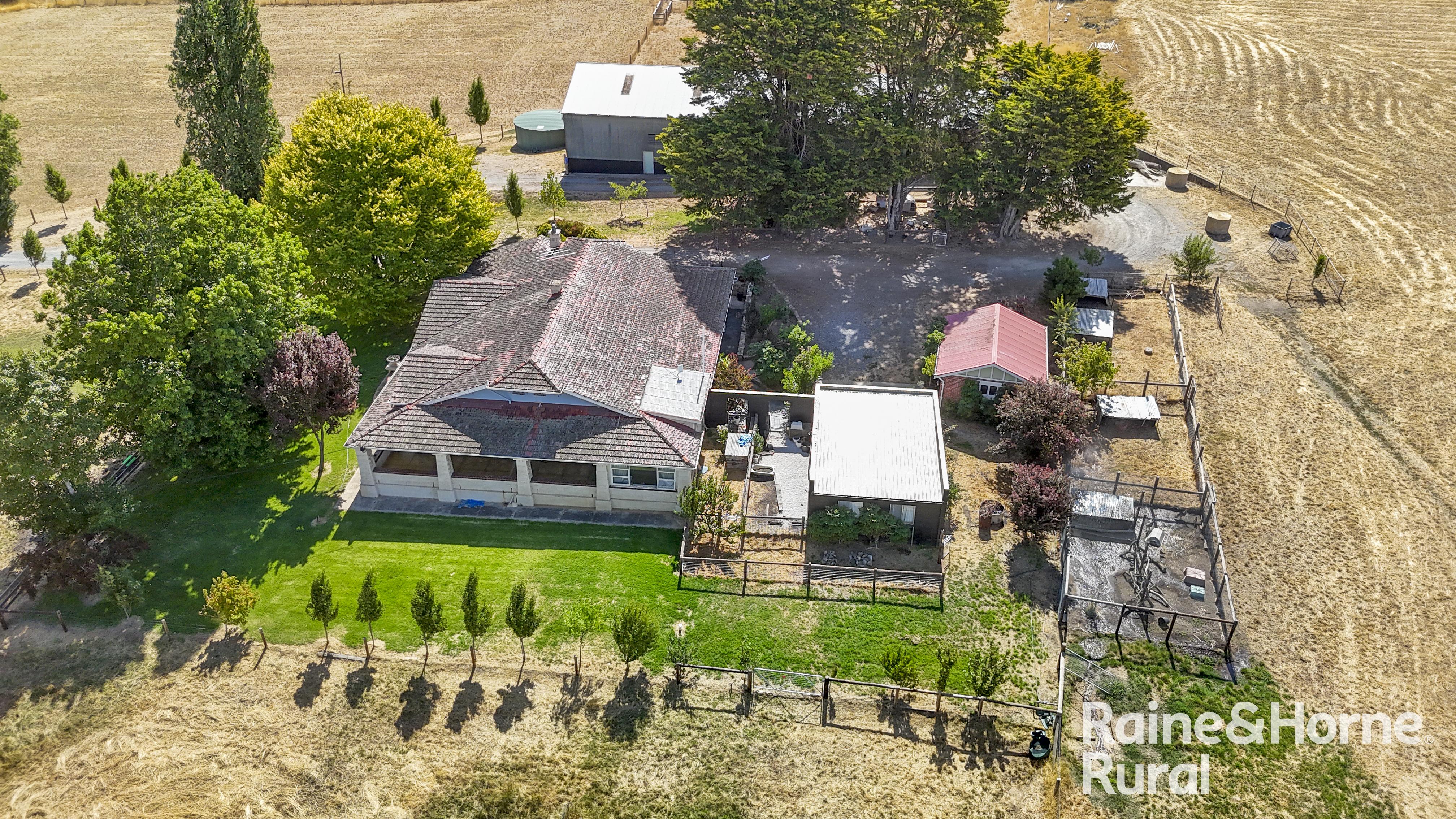 12 Tiers Road, Woodside For Sale by Farmbuy.com - image 16