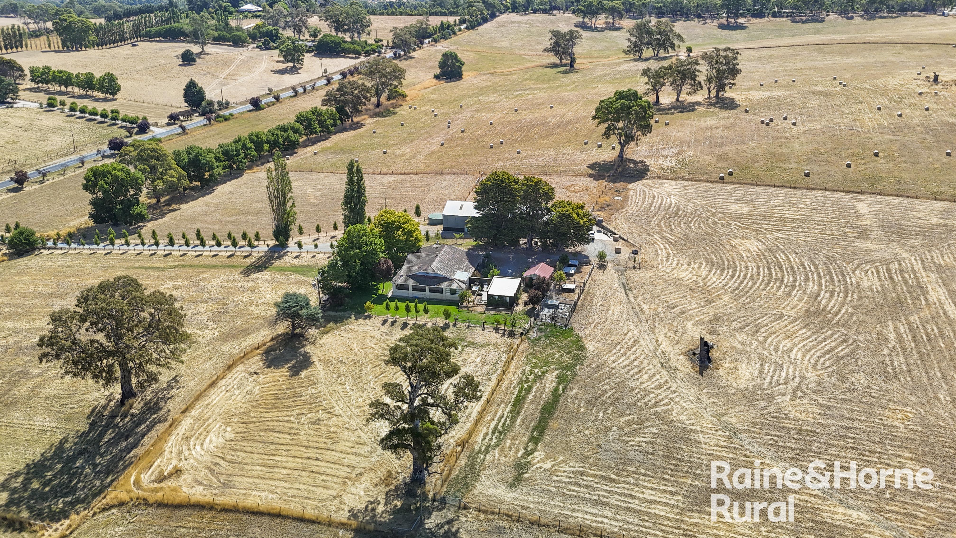 12 Tiers Road, Woodside For Sale by Farmbuy.com - image 19