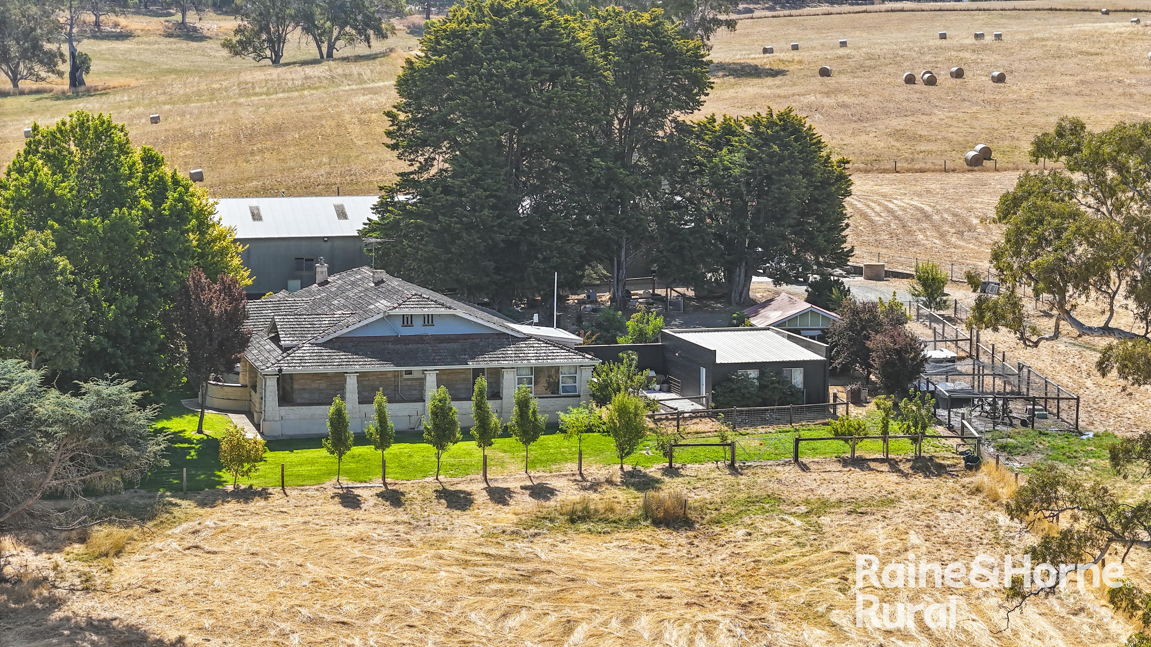 12 Tiers Road, Woodside For Sale by Farmbuy.com - image 2